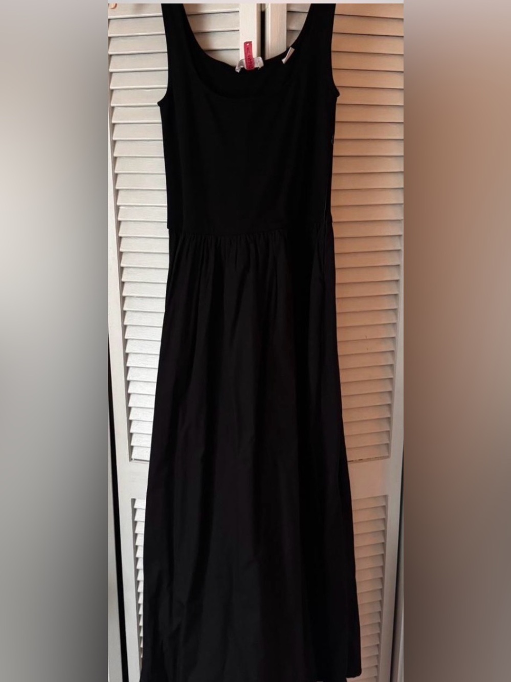 Black Long-Sleeve Maxi Dress with Tie Waist - Picture 8 of 8